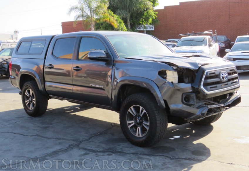 2017 Toyota Tacoma - Image 4
