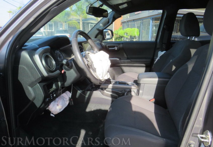 2017 Toyota Tacoma - Image 22