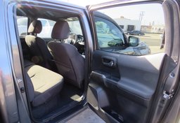 2017 Toyota Tacoma - Image 26