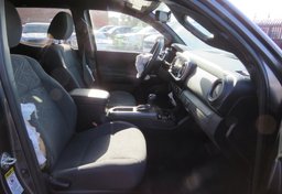 2017 Toyota Tacoma - Image 21