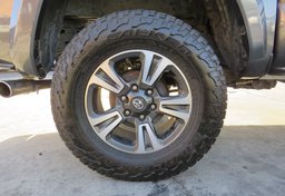 2017 Toyota Tacoma - Image 11