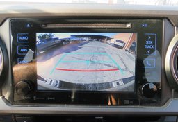 2017 Toyota Tacoma - Image 34