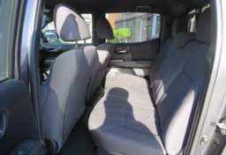 2017 Toyota Tacoma - Image 29