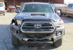 2017 Toyota Tacoma - Image 15