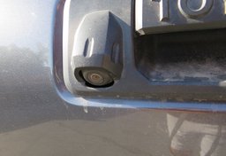 2017 Toyota Tacoma - Image 14