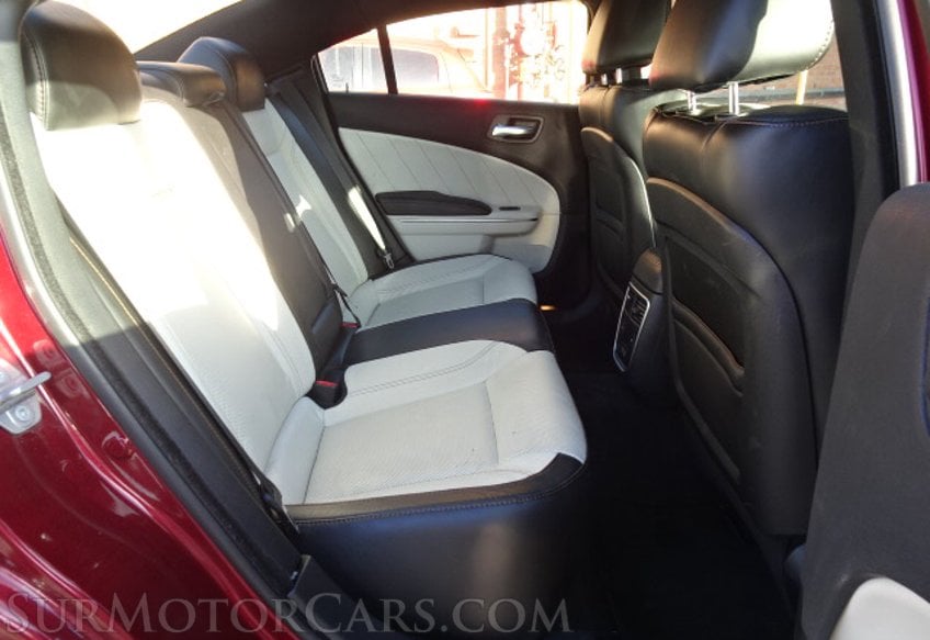 2018 Dodge Charger - Image 28