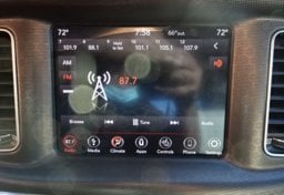 2018 Dodge Charger - Image 35