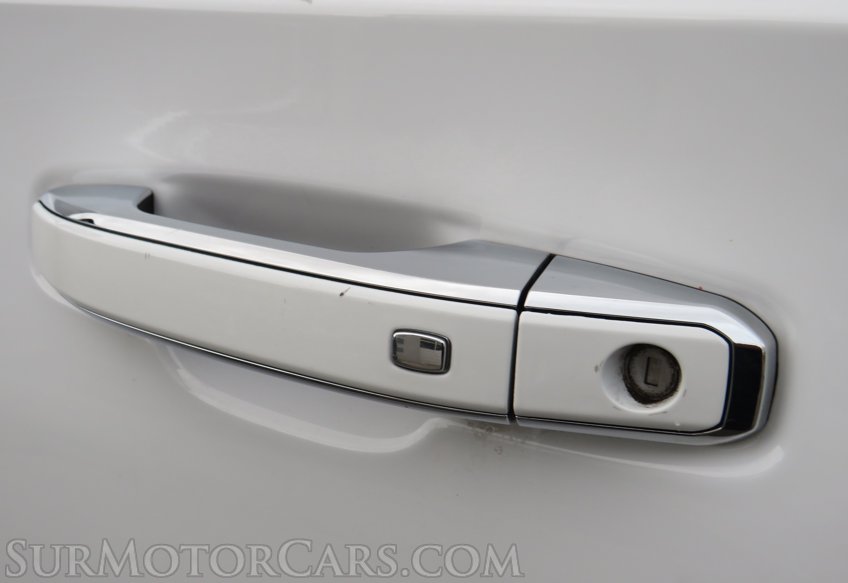 2021 GMC Yukon - Image 23