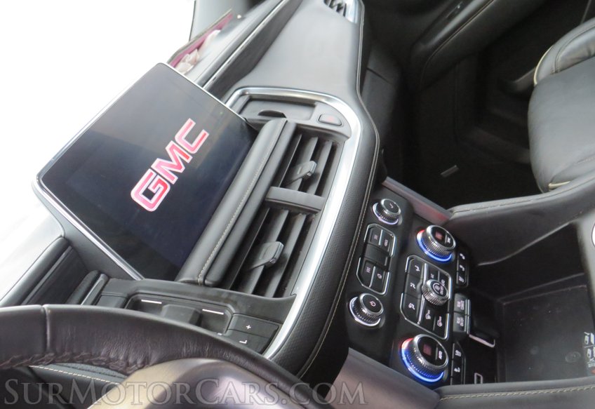 2021 GMC Yukon - Image 40