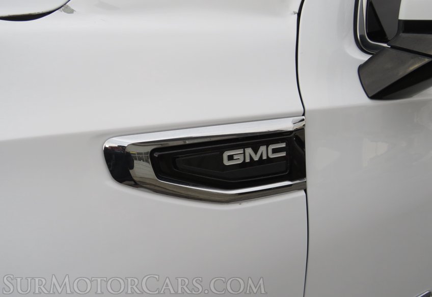 2021 GMC Yukon - Image 20