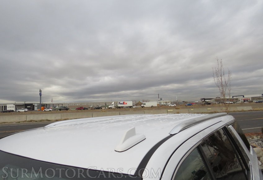 2021 GMC Yukon - Image 19