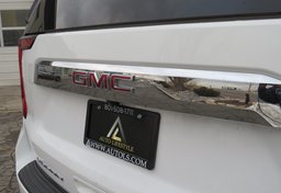 2021 GMC Yukon - Image 24