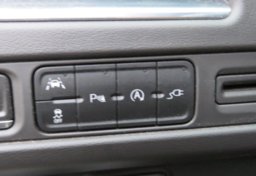 2021 GMC Yukon - Image 45