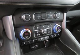 2021 GMC Yukon - Image 44