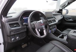 2021 GMC Yukon - Image 28