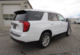 2021 GMC Yukon - Image 9