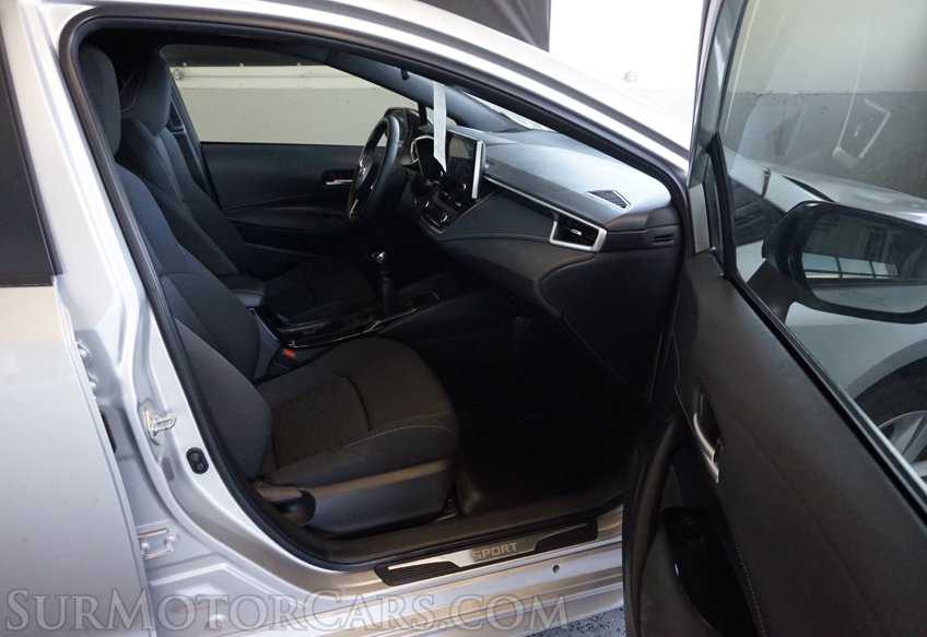 2022 Toyota Corolla Hatchback - Image 25