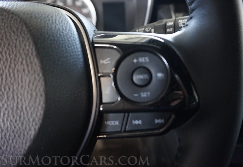 2022 Toyota Corolla Hatchback - Image 32