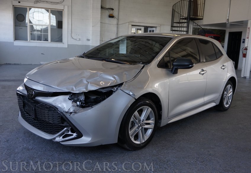 2022 Toyota Corolla Hatchback - Image 2