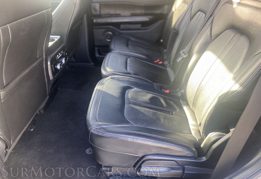 2020 Ford Expedition - Image 28