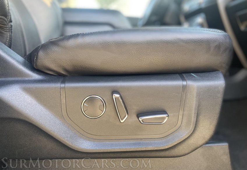 2020 Ford Expedition - Image 27