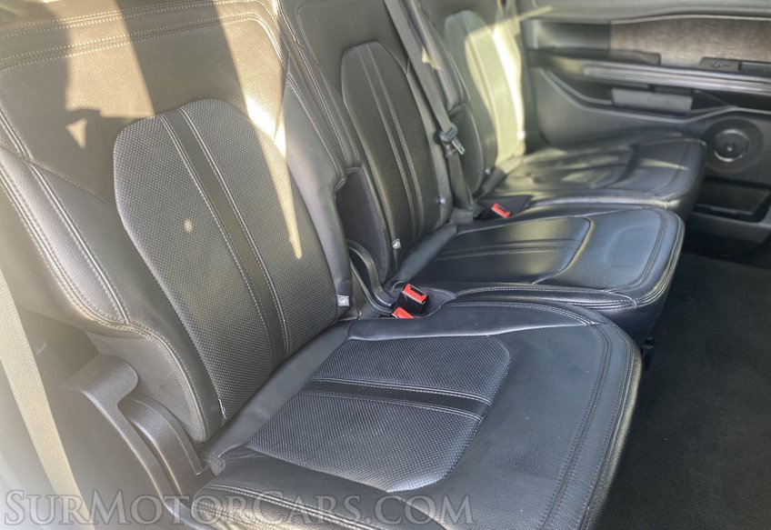 2020 Ford Expedition - Image 24