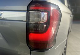 2020 Ford Expedition - Image 7