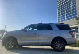 2020 Ford Expedition - Image 5