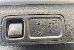 2020 Ford Expedition - Image 36