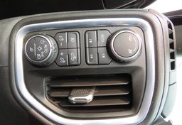 2019 Chevrolet Silverado 1500 - Image 37