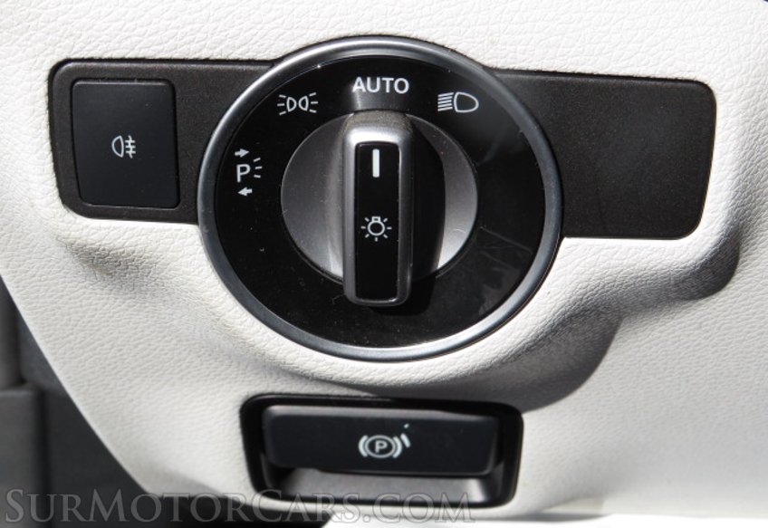 2017 Mercedes-Benz CLA - Image 36