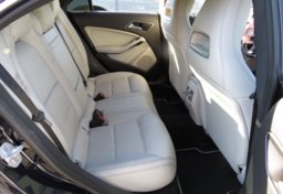 2017 Mercedes-Benz CLA - Image 28