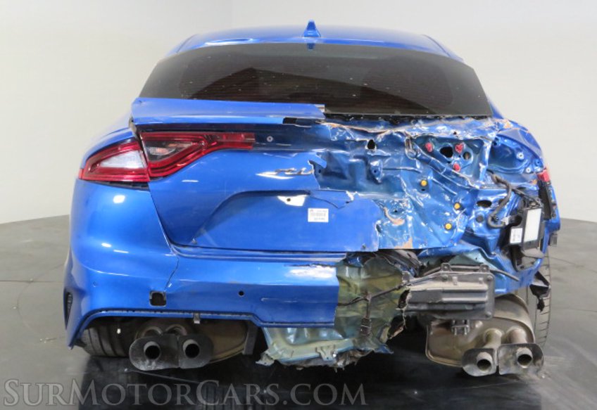 2021 Kia Stinger - Image 12