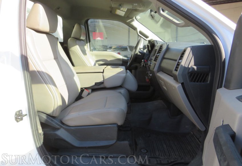 2019 Ford F-550 Super Duty - Image 25