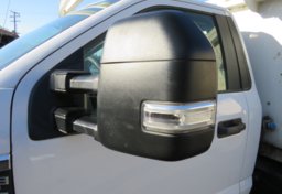 2019 Ford F-550 Super Duty - Image 17