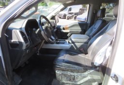 2017 Ford F-150 - Image 30