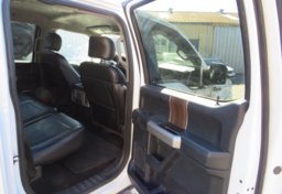 2017 Ford F-150 - Image 25