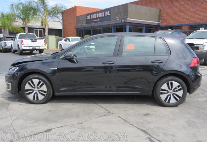 2016 Volkswagen e-Golf - Image 5