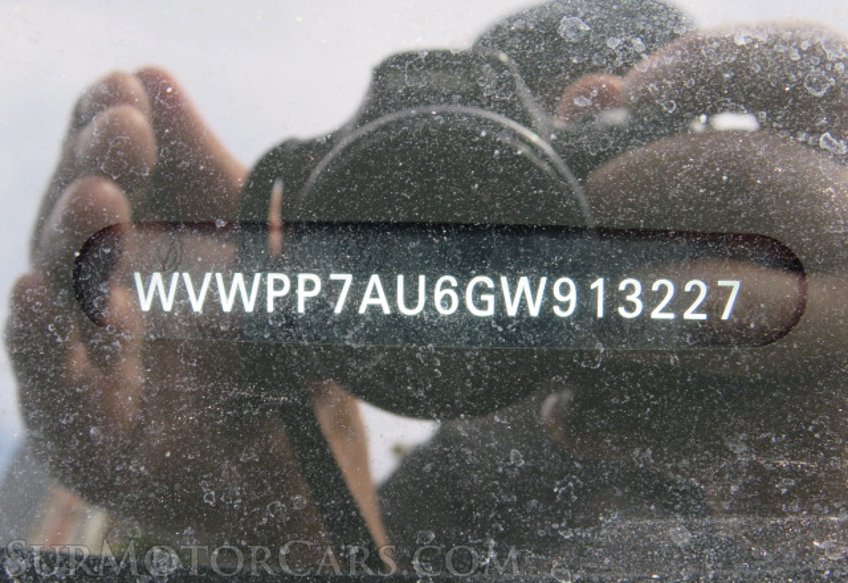 2016 Volkswagen e-Golf - Image 54