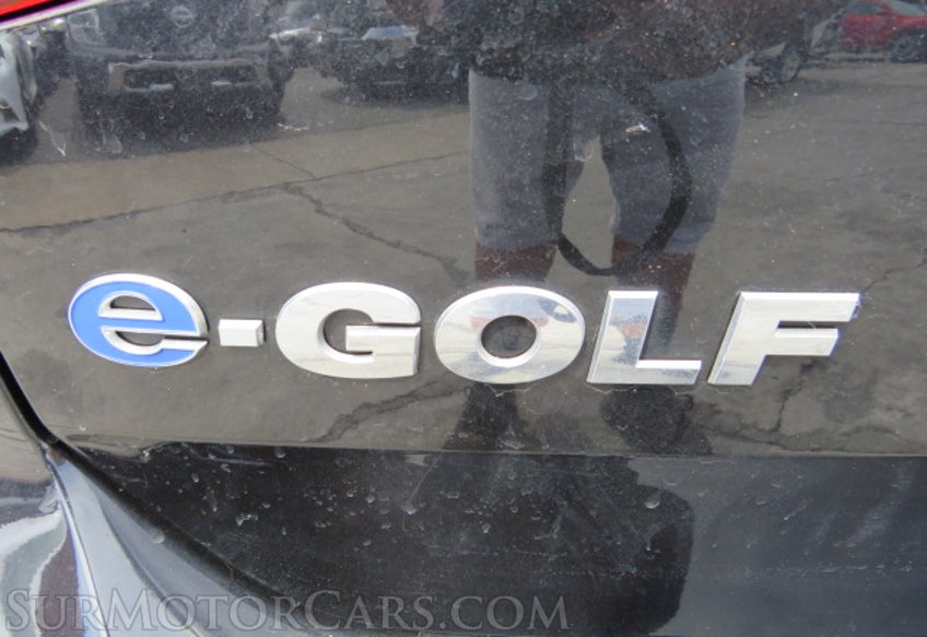 2016 Volkswagen e-Golf - Image 19