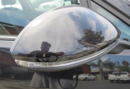 2016 Volkswagen e-Golf - Image 17