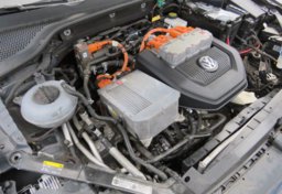 2016 Volkswagen e-Golf - Image 51