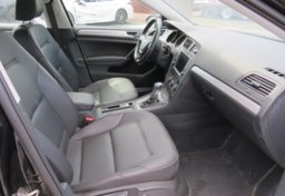 2016 Volkswagen e-Golf - Image 26