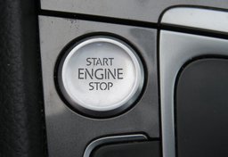 2016 Volkswagen e-Golf - Image 46