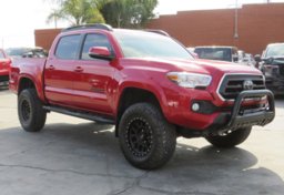 2021 Toyota Tacoma 4WD - Image 4