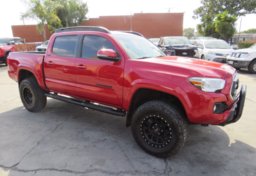 2021 Toyota Tacoma 4WD - Image 2