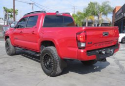 2021 Toyota Tacoma 4WD - Image 9