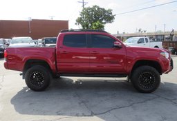 2021 Toyota Tacoma 4WD - Image 6