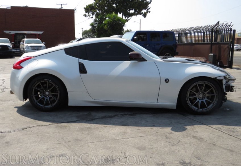 2016 Nissan 370Z - Image 9