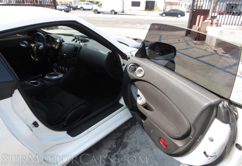 2016 Nissan 370Z - Image 18